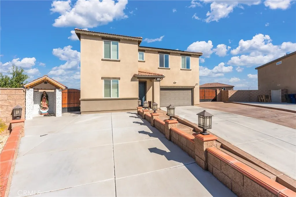 9623 Lasorda Court, Riverside, California 92503 home-pic-1