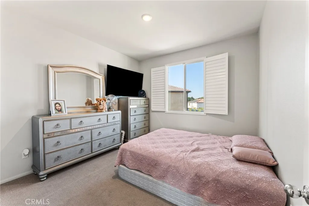 9623 Lasorda Court, Riverside, California 92503 home-pic-16