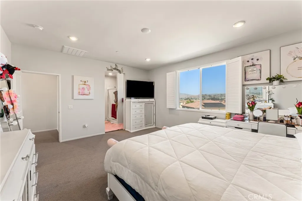 9623 Lasorda Court, Riverside, California 92503 home-pic-21