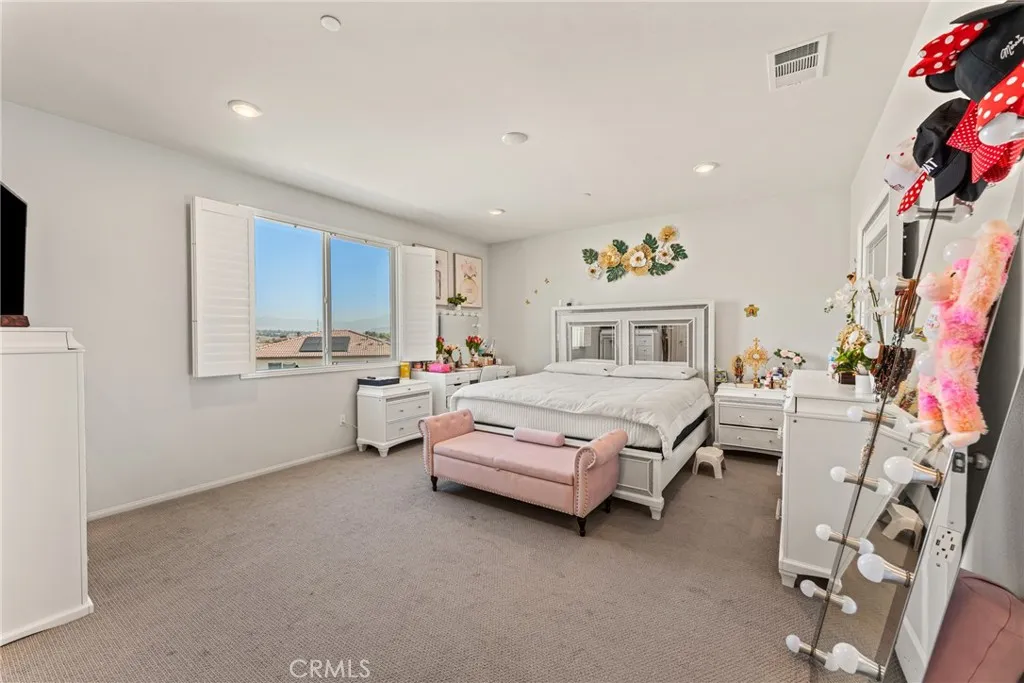 9623 Lasorda Court, Riverside, California 92503 home-pic-22