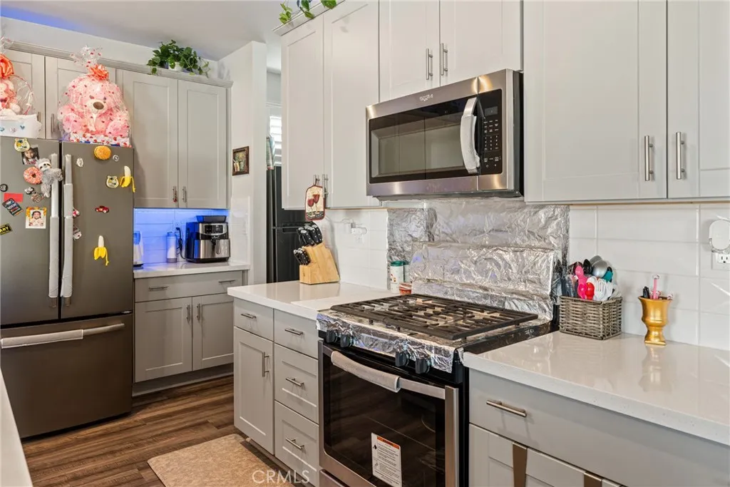 9623 Lasorda Court, Riverside, California 92503 home-pic-5
