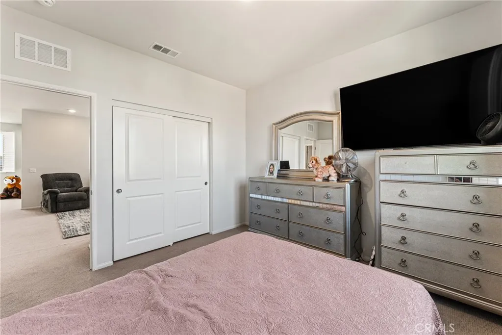 9623 Lasorda Court, Riverside, California 92503 home-pic-15