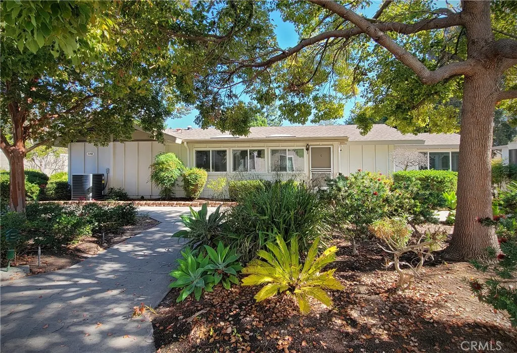 510 Avenida Sevilla C, Laguna Woods, California 92637 home-pic-1