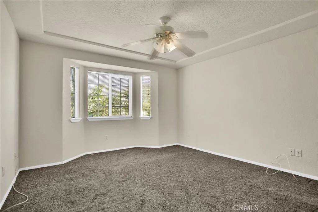 10903 E Avenue, Hesperia, California 92345 home-pic-24