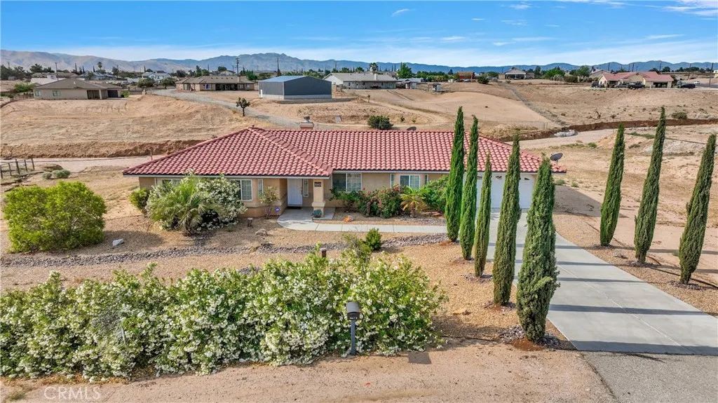 10903 E Avenue, Hesperia, California 92345 home-pic-40
