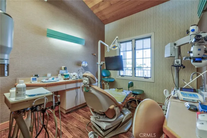 Treatment Room, suite 200