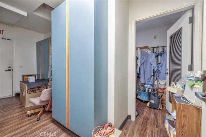 Suite 200 storage area