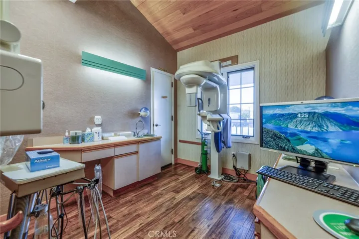 Xray Room of suite 200