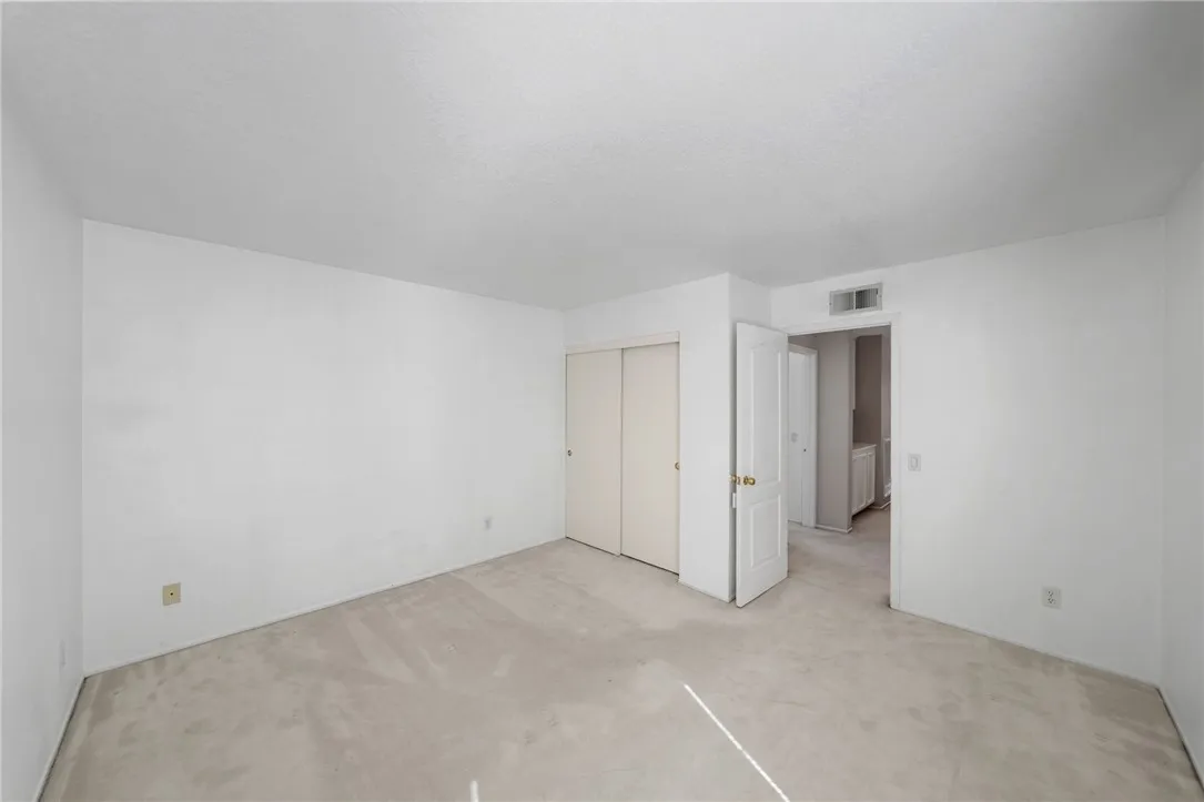 1611 San Almada, Corona, California 92882 home-pic-41