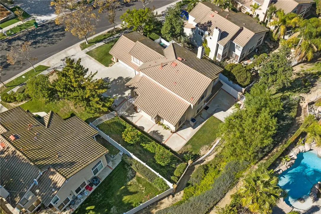 1611 San Almada, Corona, California 92882 home-pic-46