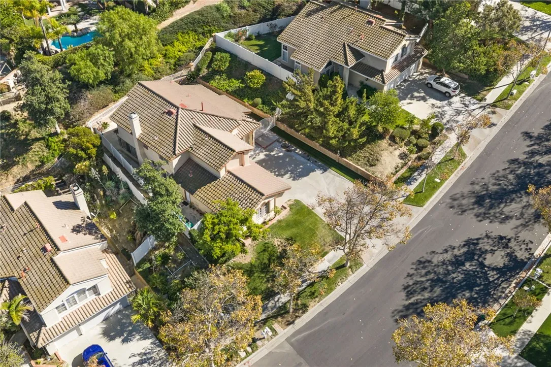 1611 San Almada, Corona, California 92882 home-pic-47
