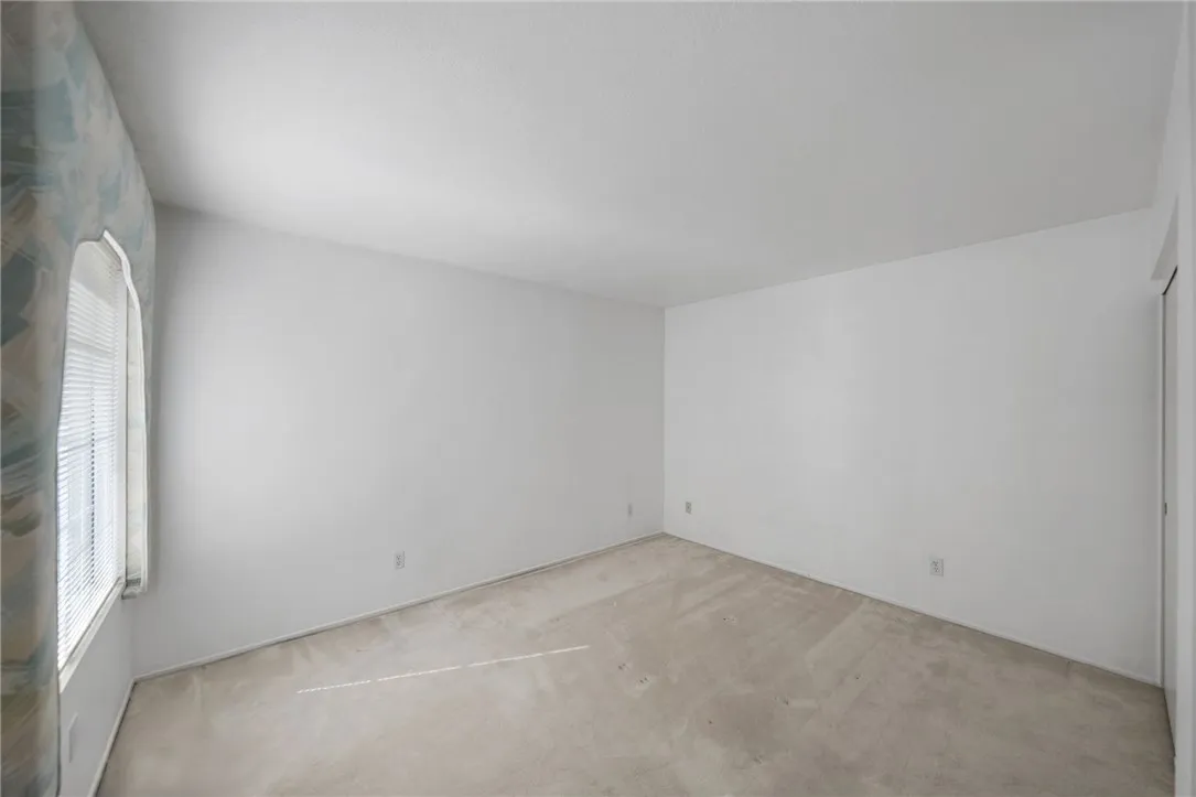 1611 San Almada, Corona, California 92882 home-pic-40