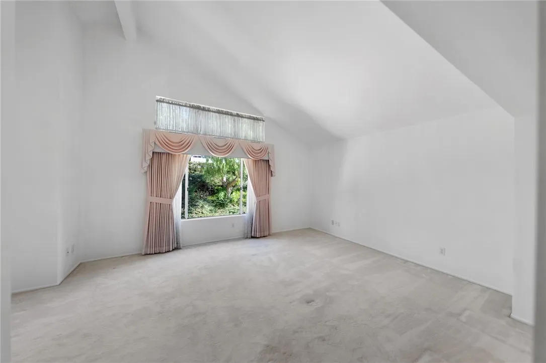 1611 San Almada, Corona, California 92882 home-pic-34