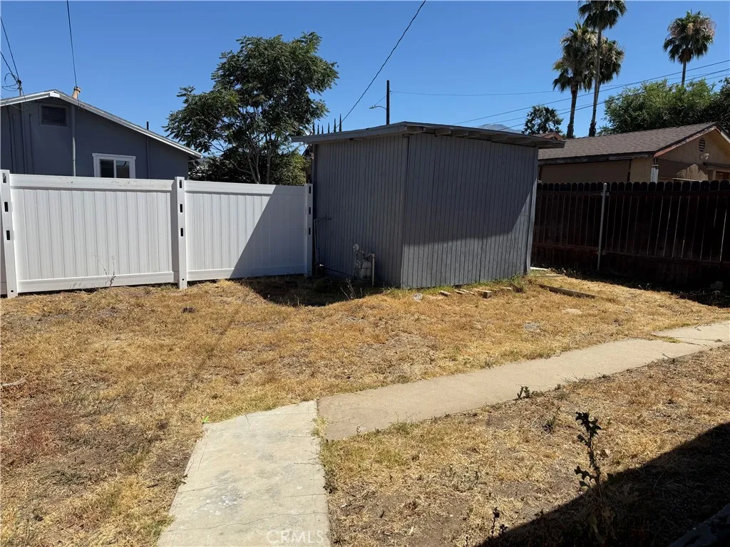 34945 Avenue B, Yucaipa, California 92399 home-pic-63