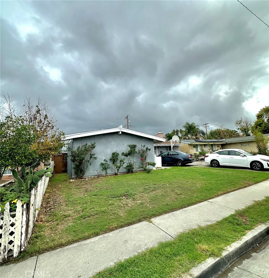 27220 Marchland, Canyon Country, California 91351 home-pic-0