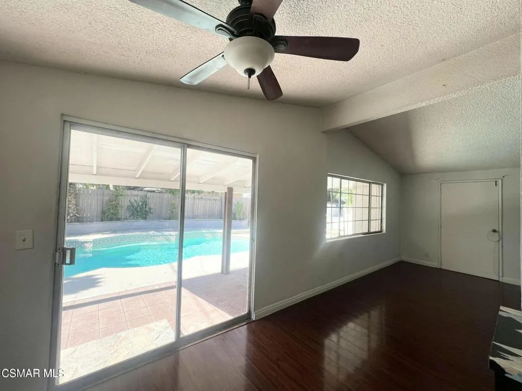 1507 4th Street, Simi Valley, California 93065 home-pic-7