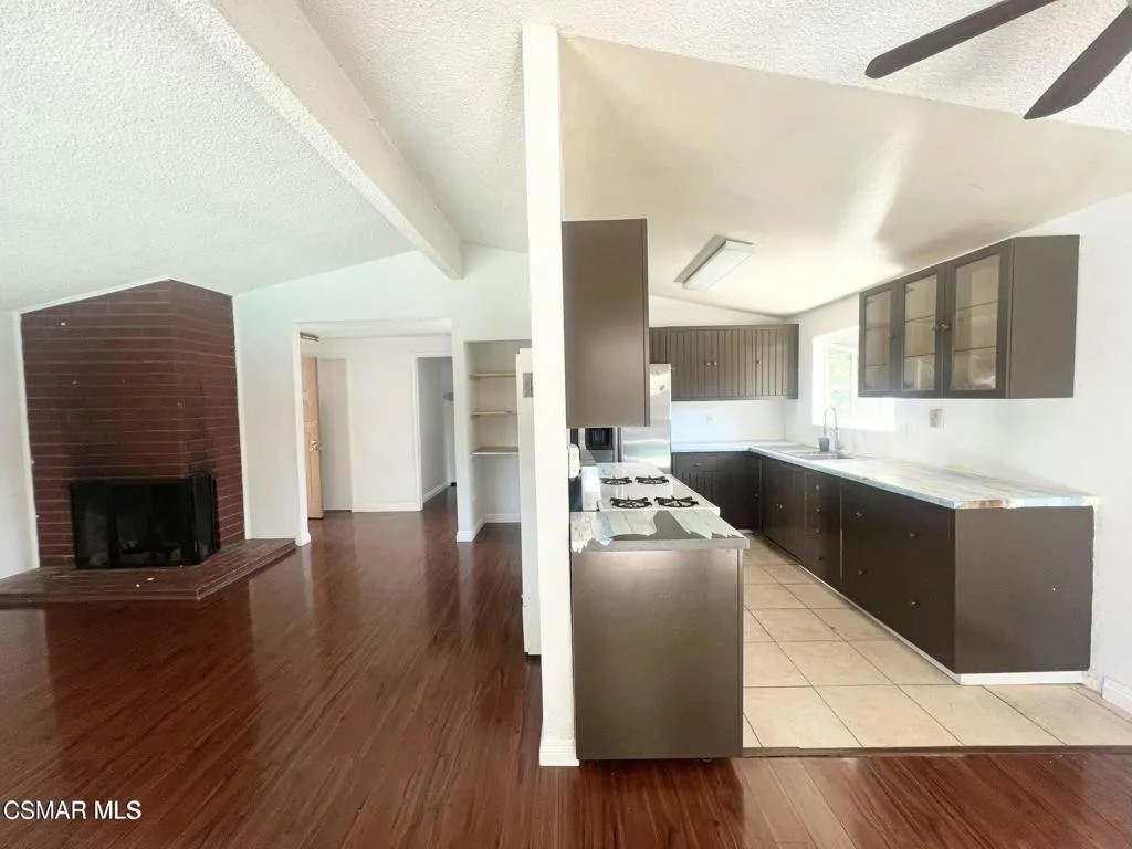 1507 4th Street, Simi Valley, California 93065 home-pic-11