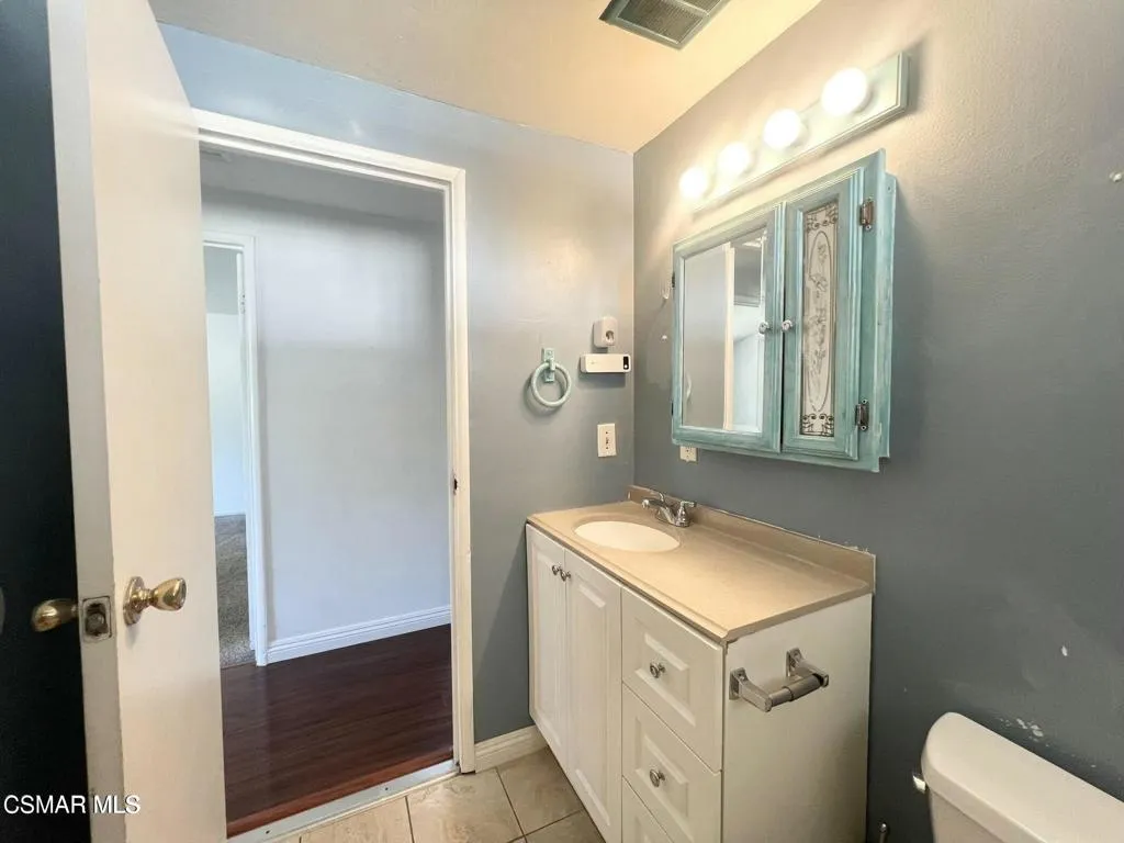 1507 4th Street, Simi Valley, California 93065 home-pic-3