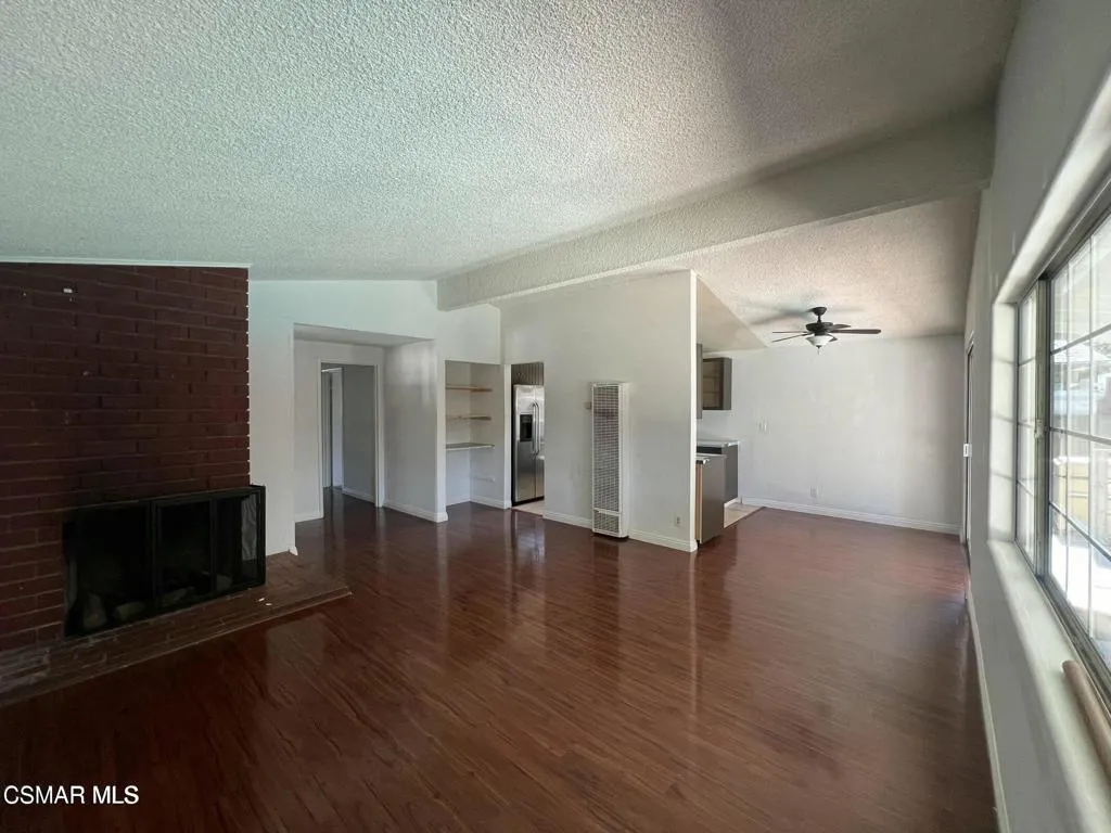 1507 4th Street, Simi Valley, California 93065 home-pic-12