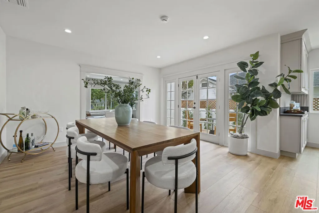 1337 N Orange Grove Avenue, West Hollywood, California 90046 home-pic-8