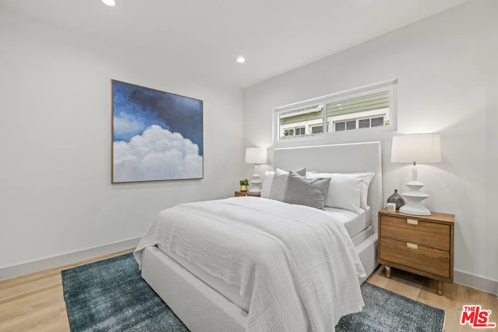 1337 N Orange Grove Avenue, West Hollywood, California 90046 home-pic-21