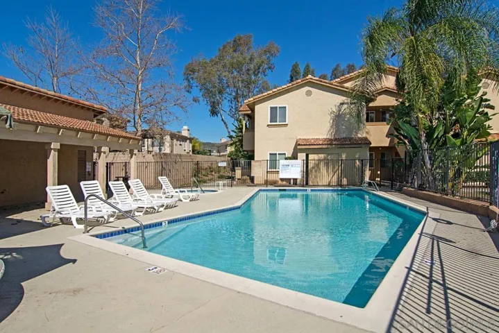 214 Woodland Pkwy 201, San Marcos, California 92069