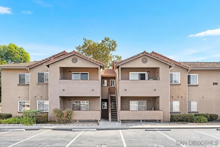 214 Woodland Pkwy 201, San Marcos, California 92069