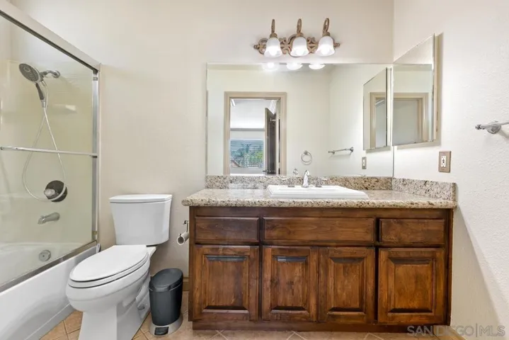 214 Woodland Pkwy 201, San Marcos, California 92069
