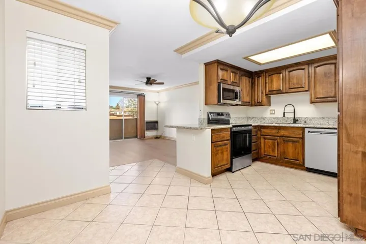 214 Woodland Pkwy 201, San Marcos, California 92069