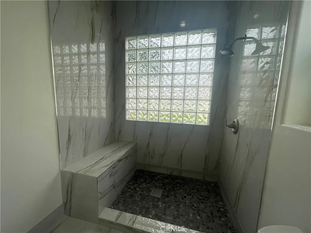 9457 Gotham, Downey, California 90241 home-pic-18