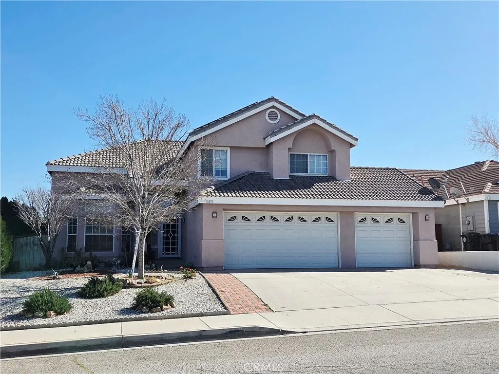 16339 Salinas, Victorville, California 92394 home-pic-1