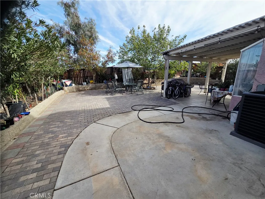 16339 Salinas, Victorville, California 92394 home-pic-28