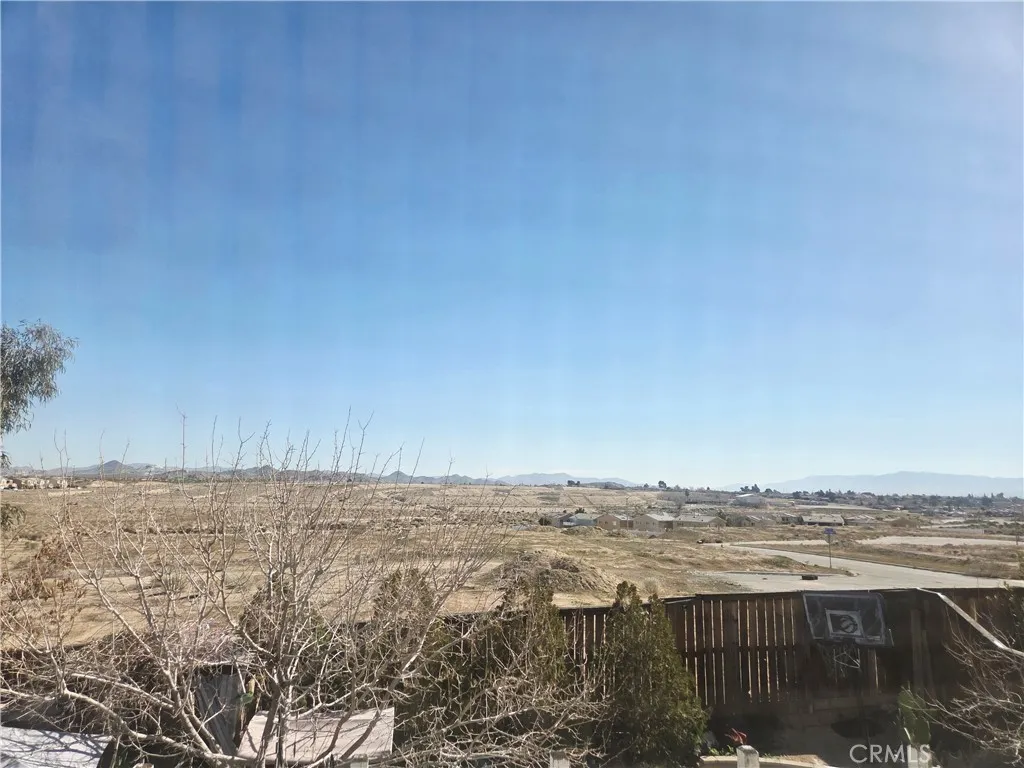 16339 Salinas, Victorville, California 92394 home-pic-34