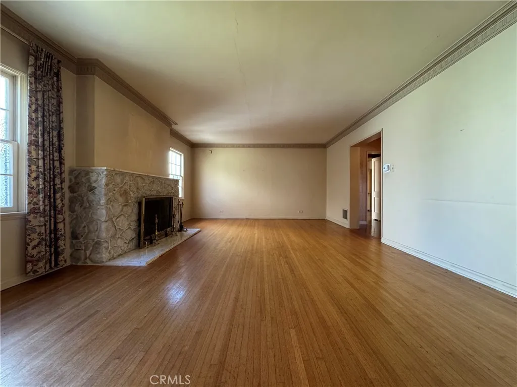 212 S Rodeo, Beverly Hills, California 90212 home-pic-2