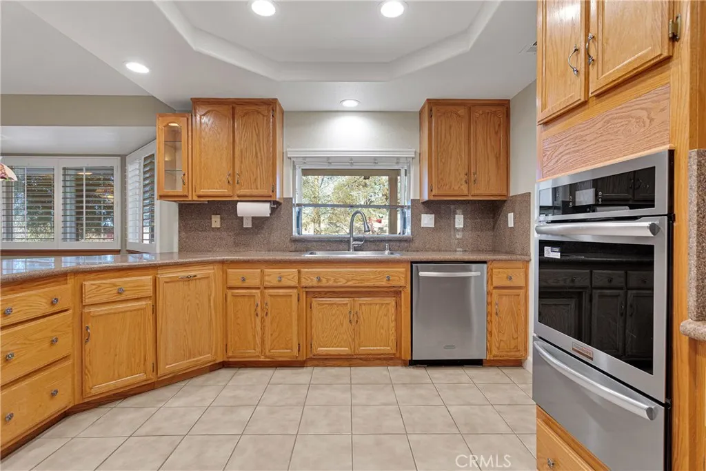 16620 Iwa, Apple Valley, California 92307 home-pic-12