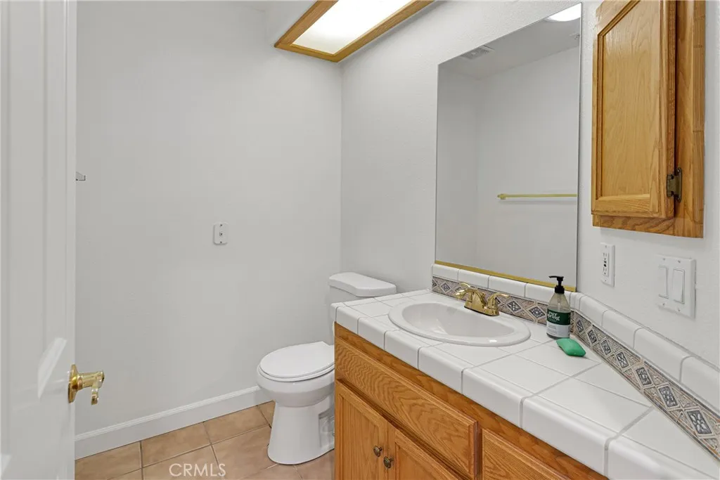 16620 Iwa, Apple Valley, California 92307 home-pic-17