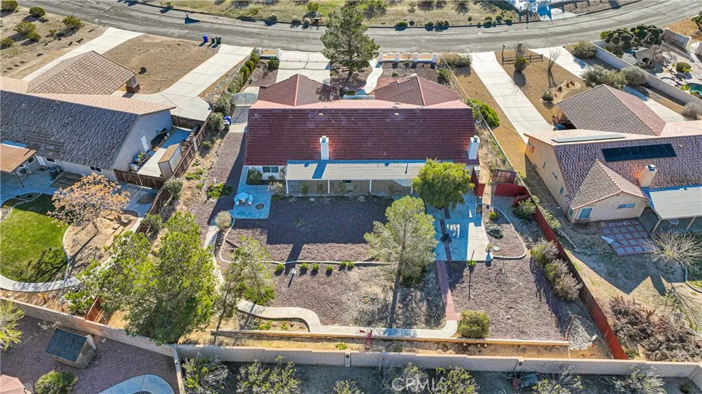 16620 Iwa, Apple Valley, California 92307 home-pic-49