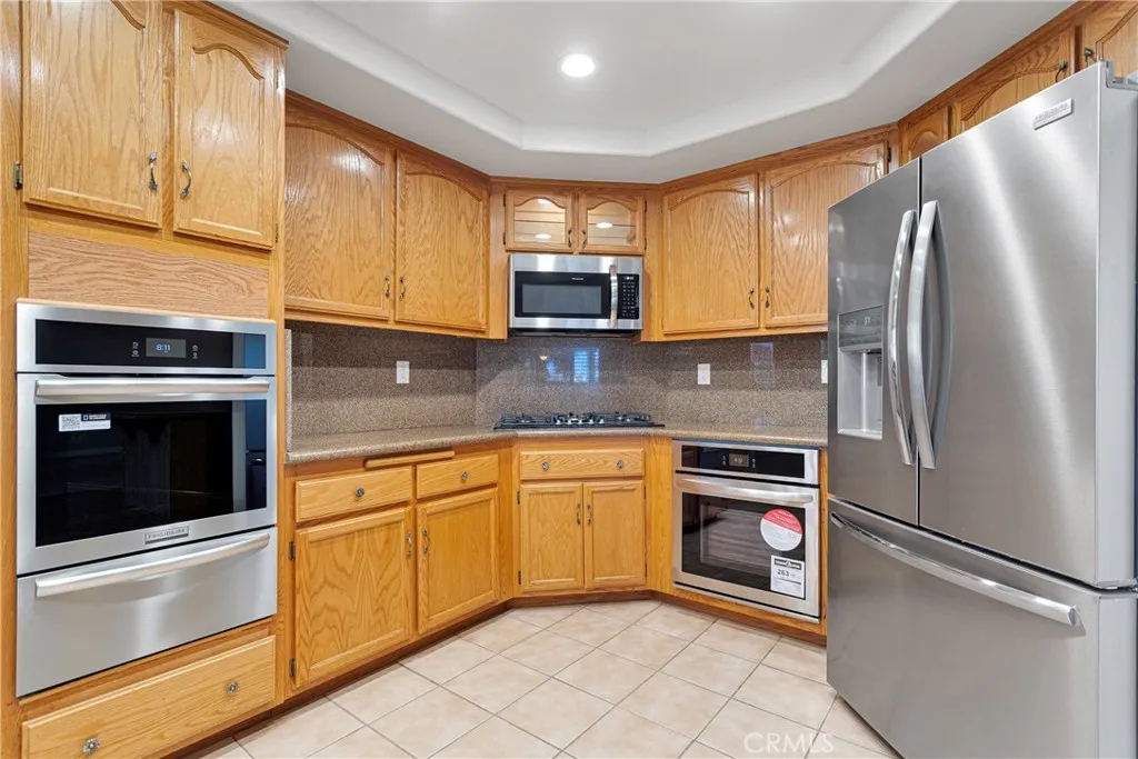 16620 Iwa, Apple Valley, California 92307 home-pic-11