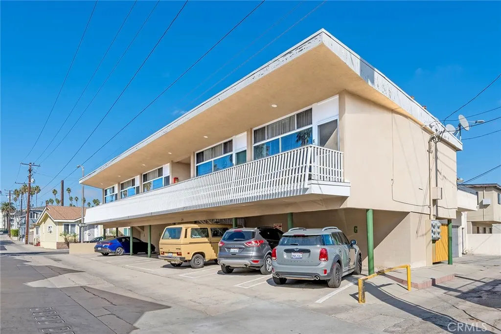 24 Roswell, Long Beach, California 90803 home-pic-2