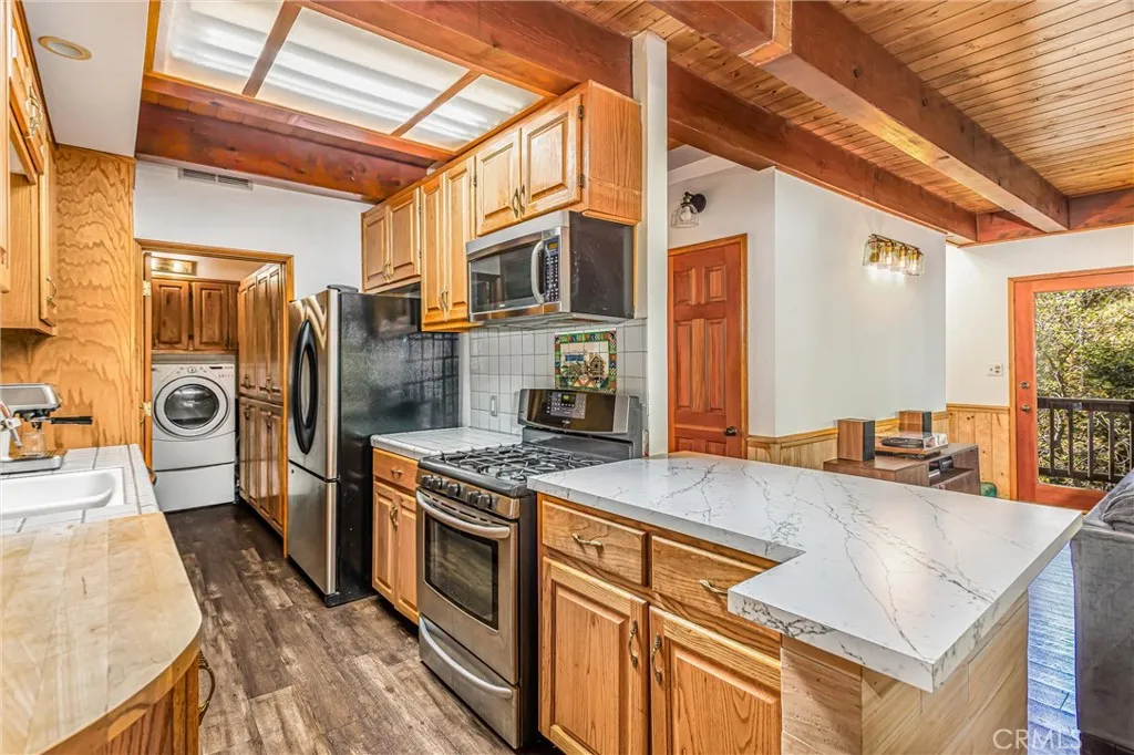 5879 Mountain Creek Home, Angelus Oaks, California 92305 home-pic-9
