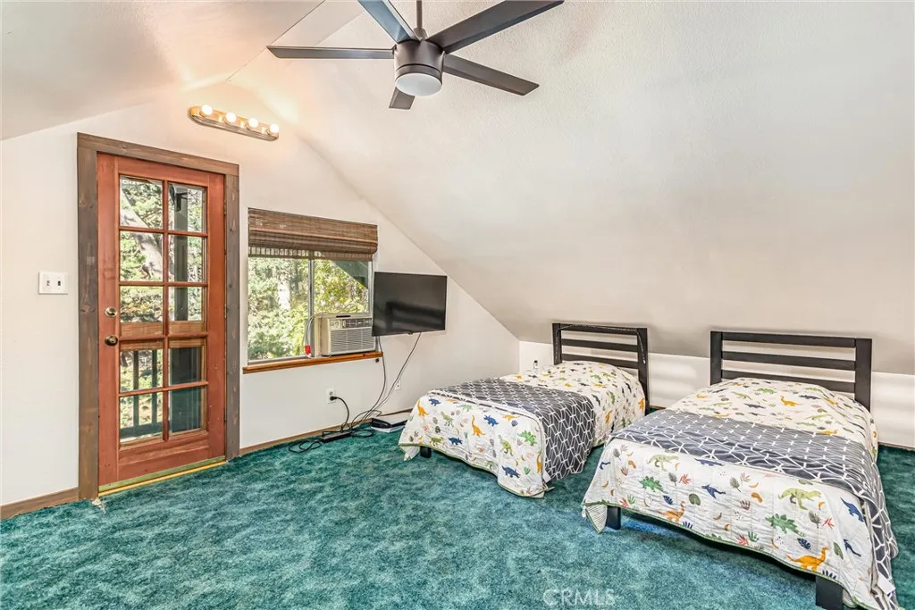 5879 Mountain Creek Home, Angelus Oaks, California 92305 home-pic-19
