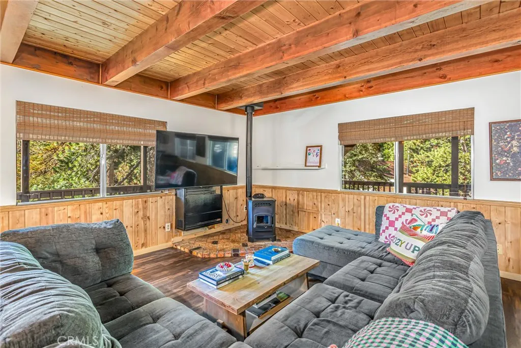 5879 Mountain Creek Home, Angelus Oaks, California 92305 home-pic-4