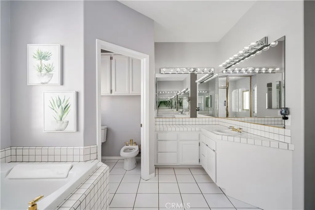 30040 San Francisquito Canyon, Saugus, California 91390 home-pic-39