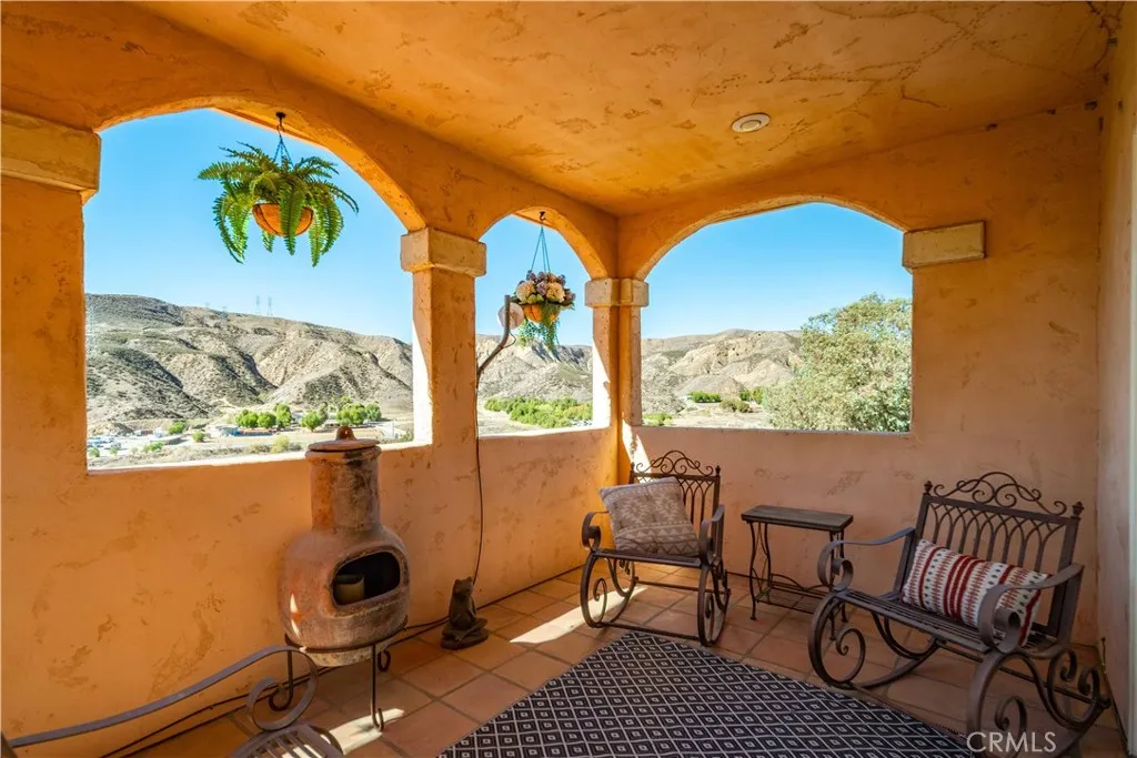 30040 San Francisquito Canyon, Saugus, California 91390 home-pic-43