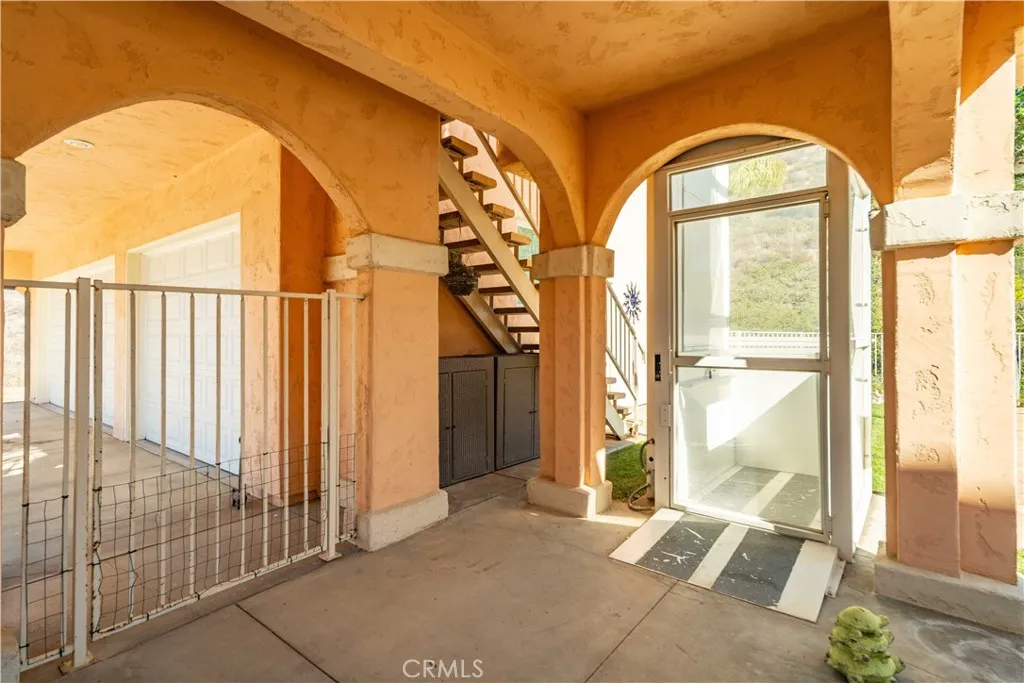 30040 San Francisquito Canyon, Saugus, California 91390 home-pic-48