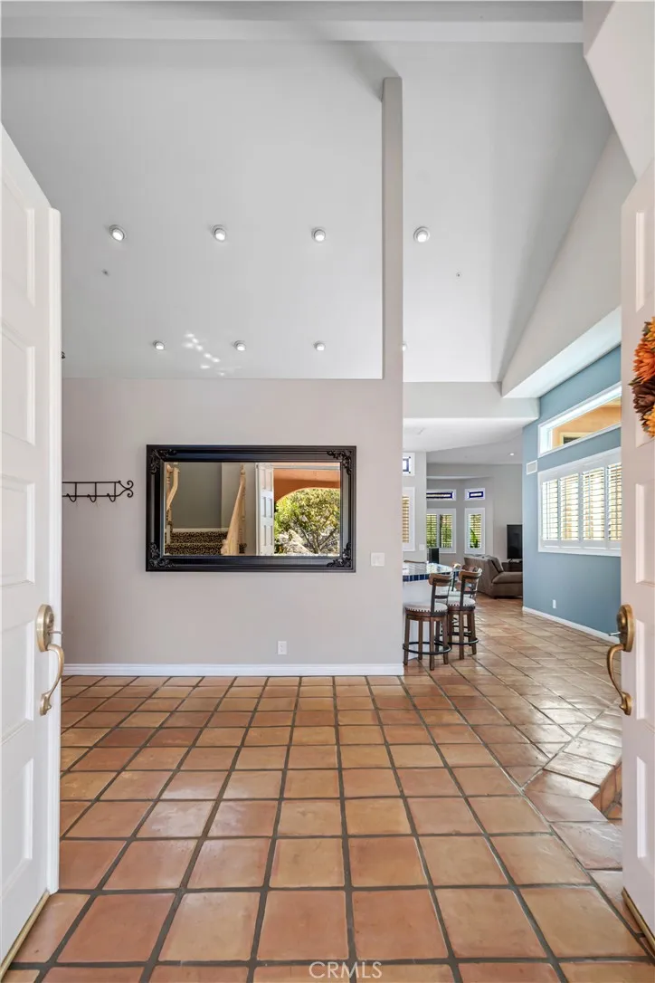 30040 San Francisquito Canyon, Saugus, California 91390 home-pic-11