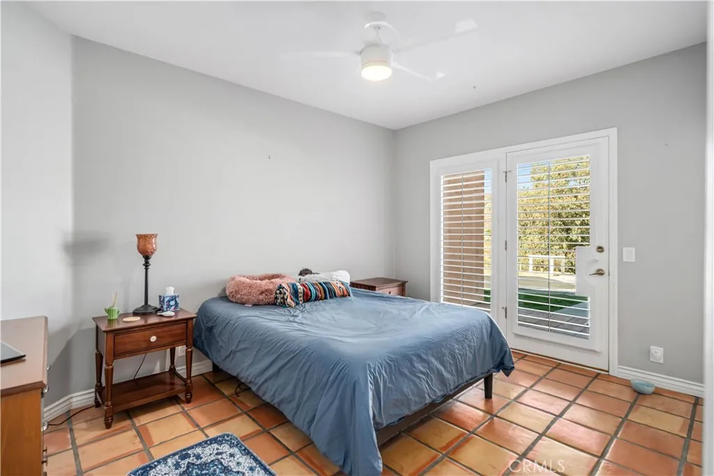 30040 San Francisquito Canyon, Saugus, California 91390 home-pic-26