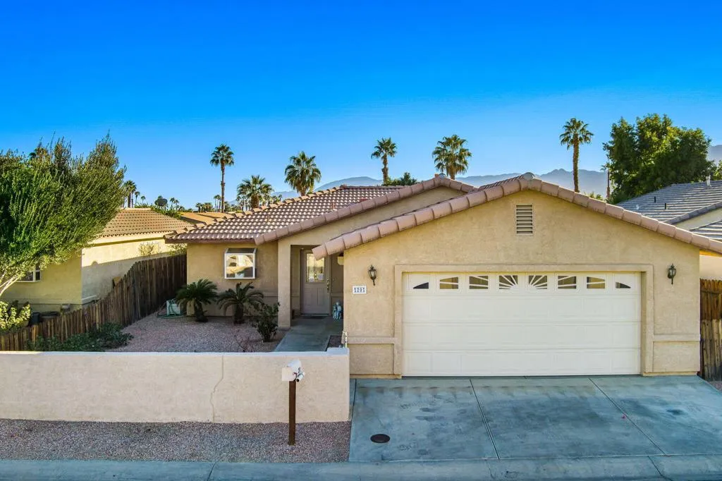 81641 Avenue 48 20, Indio, California 92201 home-pic-0