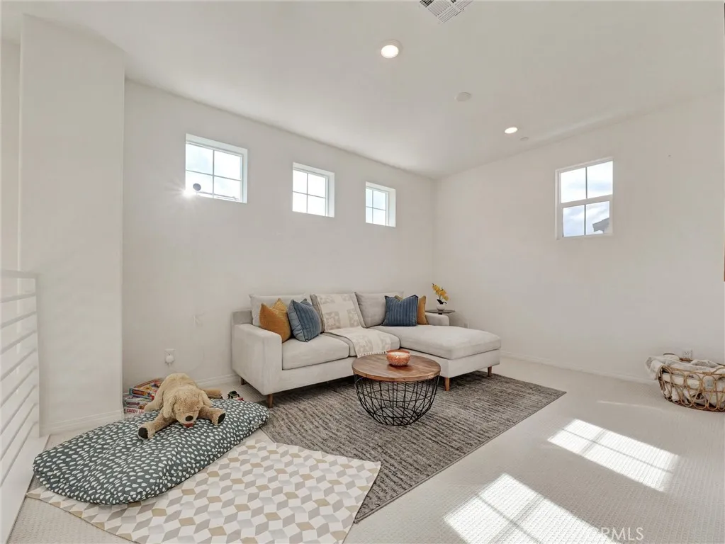 8574 Exposition Street, Chino, California 91708 home-pic-14