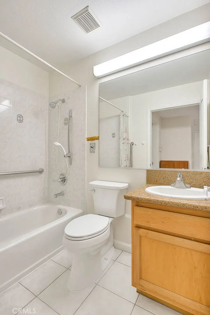 303 N Nicholson Avenue 108, Monterey Park, California 91755 home-pic-14